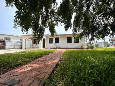 Main picture of 602 NW 50th St