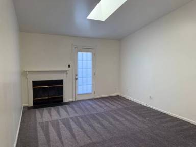 Main picture of 1436 Deerpond Ln