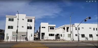Main picture of 2053 W Florence Ave