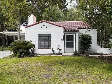 Main picture of 1116 S Mills Ave
