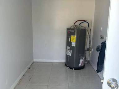 Main picture of 4417 W Paxton Ave