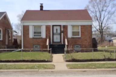 Main picture of 2572 Van Buren St