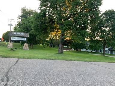 Main picture of 183 Little Canada Rd E