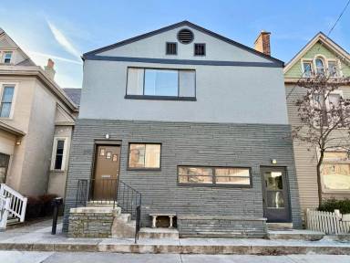 Main picture of 307 E Whittier St