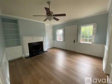 Main picture of 943 Walnut St