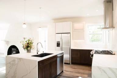 Main picture of 1100 Lombard St