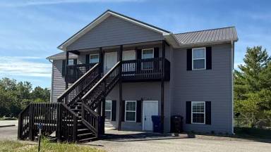 Main picture of 418 Circle H Dr