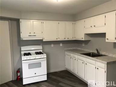 Main picture of 213 Danforth St