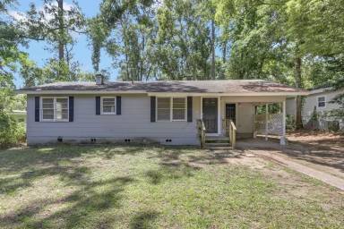Main picture of 1621 Mayhew St