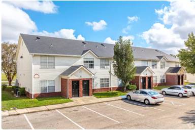 Main picture of Pelican Bay Apartments