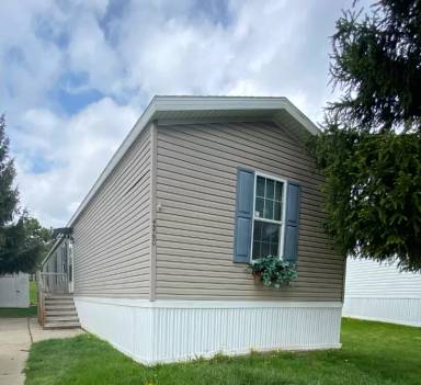 Main picture of 4260 Aldrin St