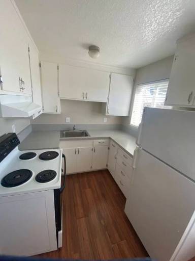 Main picture of 4333 Beresford St
