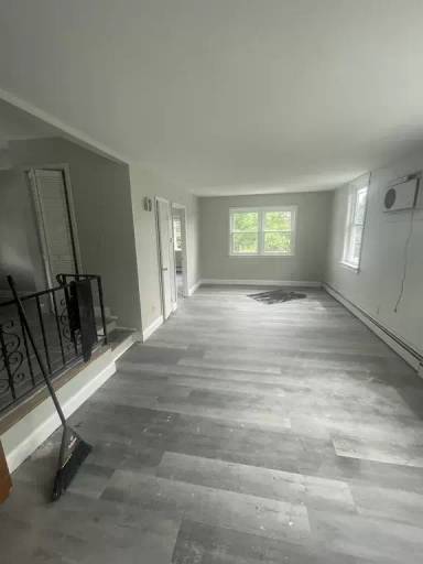 Main picture of 141 Liberty St