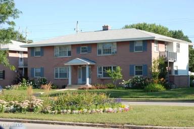 Main picture of 11827 W North Ave