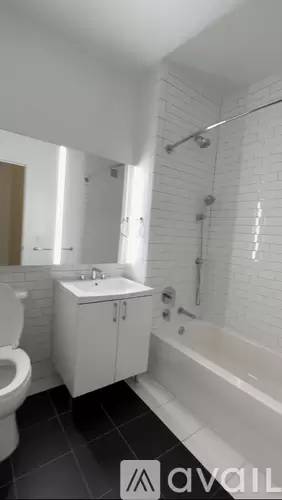 Main picture of 50 Pine St