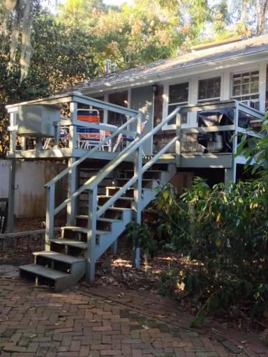 Main picture of 18 NW 20th Ter
