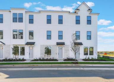Main picture of 15076 Grove Lake Dr