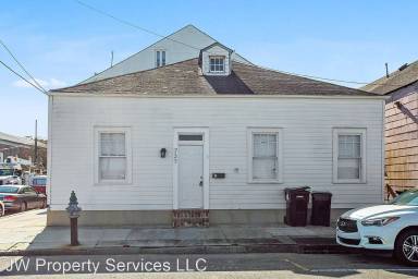 Main picture of 733 Patterson Dr