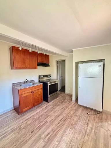 Main picture of 388 Kinaole Cir