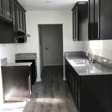 Main picture of 316 1/2 Margaret Ave