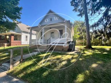 Main picture of 285 Parker Ave