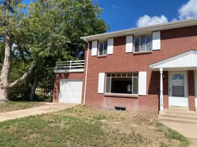 Main picture of 1319 W Berry Dr