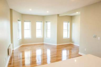 Main picture of 303 Dudley St