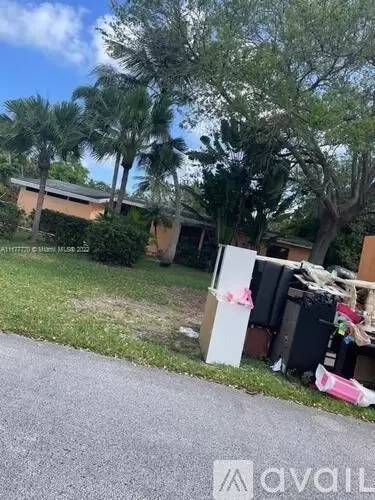 Main picture of 17325 SW 84th Ct