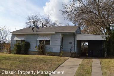 Main picture of 4936 Lyndon Dr