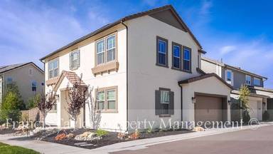 Main picture of 2749 Overlook Point Dr