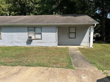 Main picture of 982 Ingram St