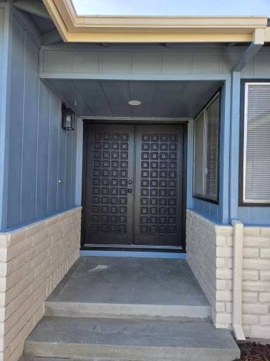 Main picture of 37 S Olive St