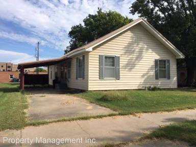 Main picture of 1412 W 5th St