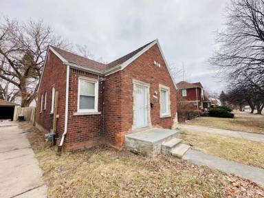 Main picture of 12850 Dresden St