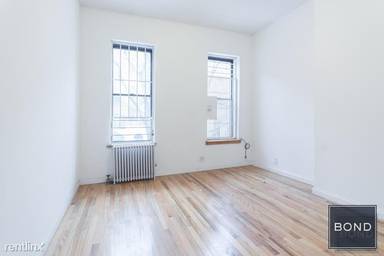 Main picture of 267 E 10th St