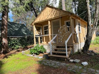 Main picture of 4952 Cedar Dr