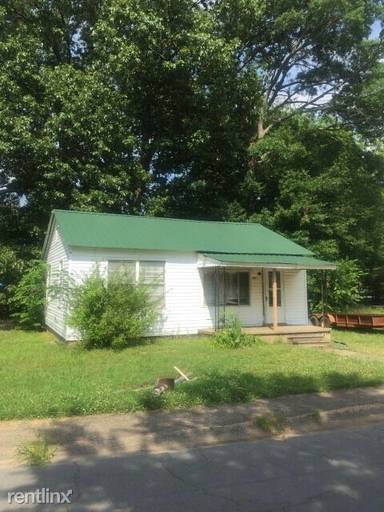 Main picture of 114 Galloway Cir