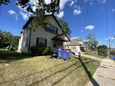 Main picture of 617 Lydia St NE
