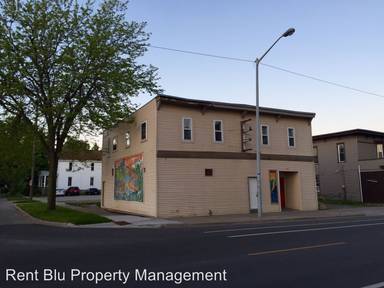 Main picture of 734 Bridge St NW