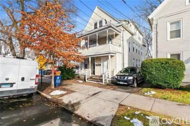 Main picture of 551 Winthrop Ave
