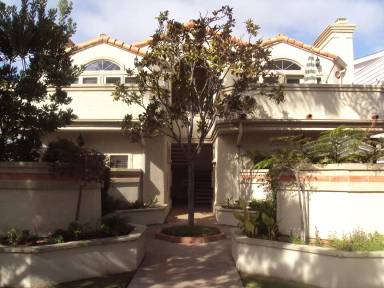 Main picture of 444 E Ave