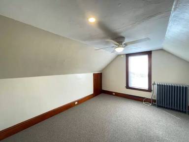 Main picture of 108 Church St