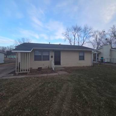 Main picture of 7502 Valley Rd