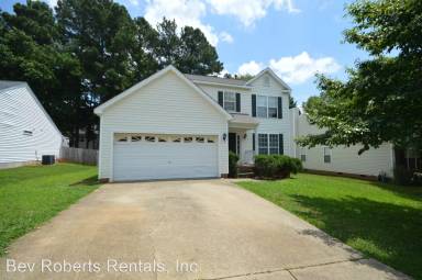Main picture of 9704 Erinsbrook Dr