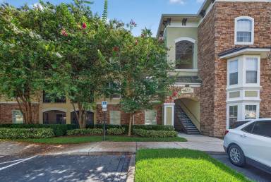 Main picture of 9916 Courtney Palms Blvd