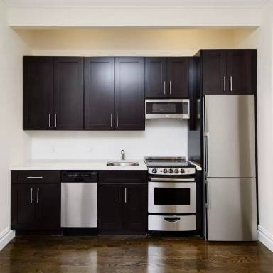 Main picture of 375 State St