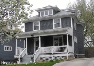 Main picture of 919 S 36th St