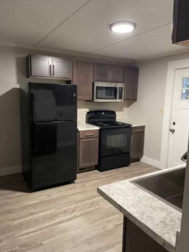 Main picture of 84 Plunkett St