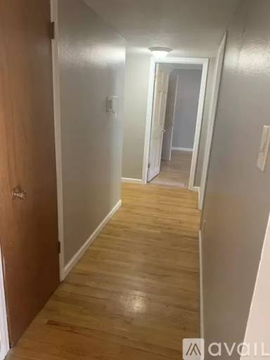 Main picture of 5729 Edith Blvd NE