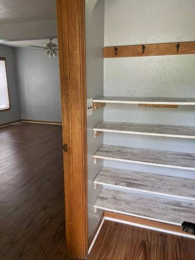 Main picture of 1011 Adams St